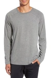 Alo Yoga Triumph Raglan Long Sleeve T-shirt In Grey Triblend