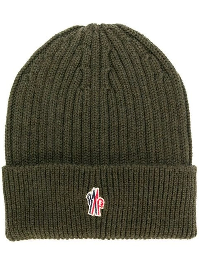 Moncler Logo Patch Beanie In Green