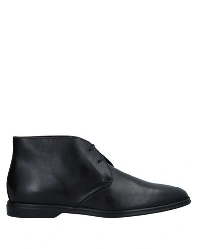 A.testoni 短靴 In Black