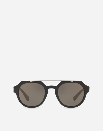 Dolce & Gabbana Blues Sunglasses In Black