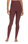 Alo Yoga High-waist Tech-lift Airbrush Full-length Leggings In Black Cherry