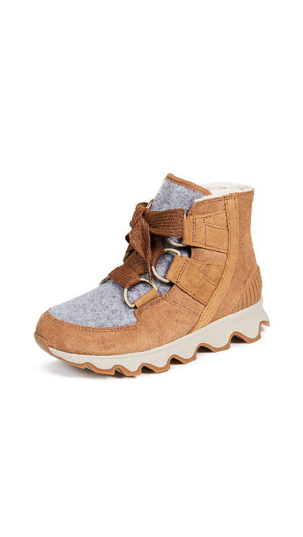 sorel kinetic lace up boot