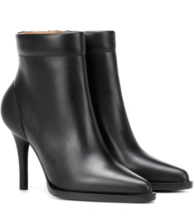 Chloé Leather Ankle Boots In Black