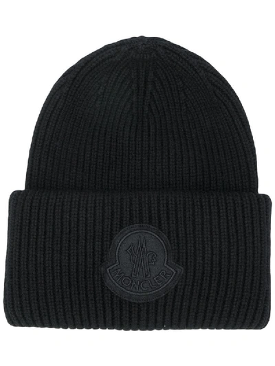 Moncler Logo Virgin-wool Beanie Hat In Black
