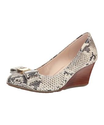tali grand bow wedge