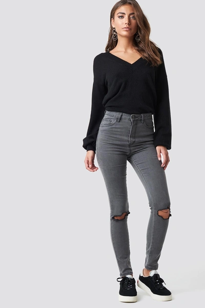 Luisa Lion X Na-kd Ripped Knee Jeans - Grey In Dark Grey