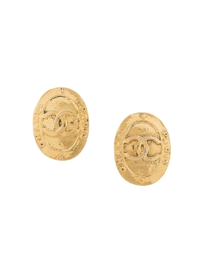 Pre-owned Chanel Vintage Logo Oval Earrings - Metallic