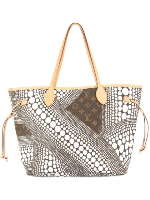 Pre-Owned Louis Vuitton Pre-owned Neverfull Mm Shoulder Tote Bag In White | ModeSens