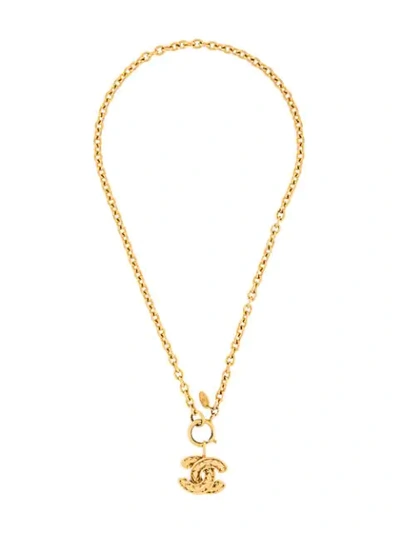 Pre-owned Chanel 1980s Quilted Pendant Necklace In Gold