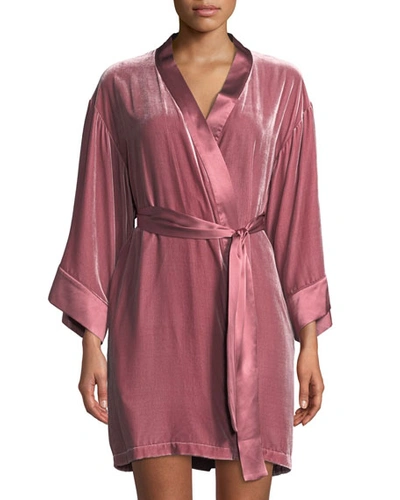 Vivis Dany Velour Short Robe In Pink