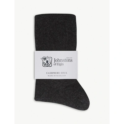 Johnstons Ribbed Cashmere Socks In Charcoal