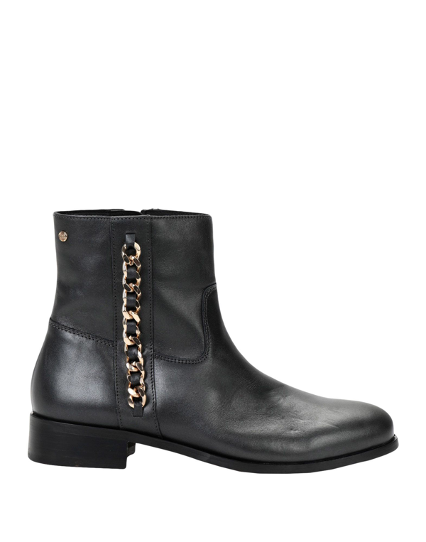 tommy hilfiger chain boots