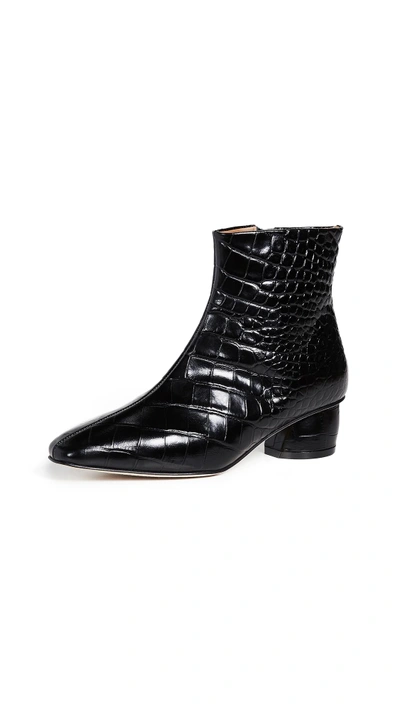 Loq Matea Booties In Black