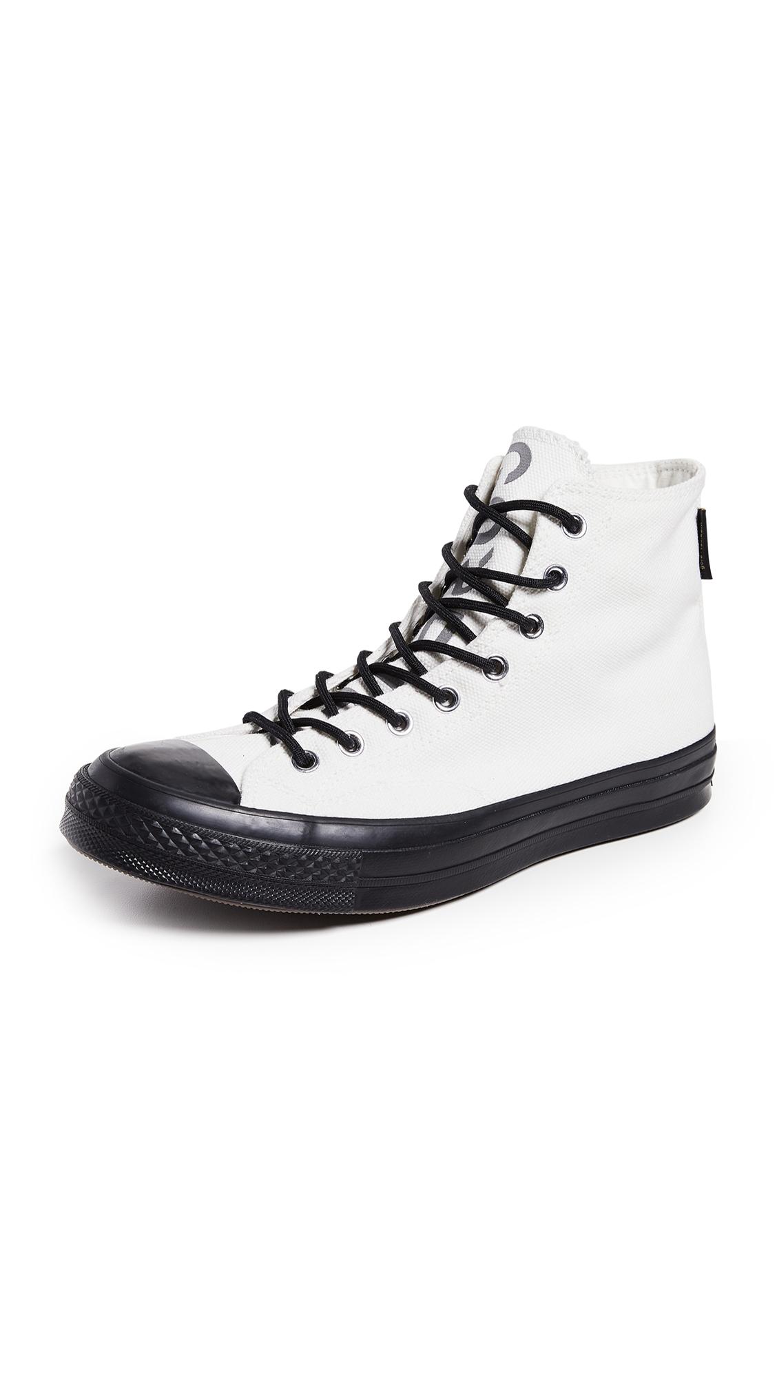 svart converse