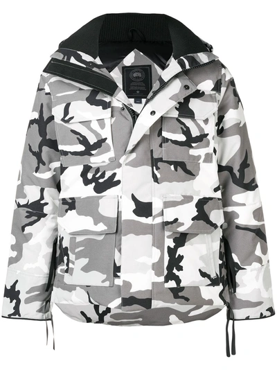 Canada Goose Camouflage Zipped Coat - Grey In Gray