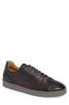 Magnanni Caitin Sneaker In Grey/ Grey Leather