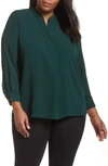 Vince Camuto Tunic Top In Hunter