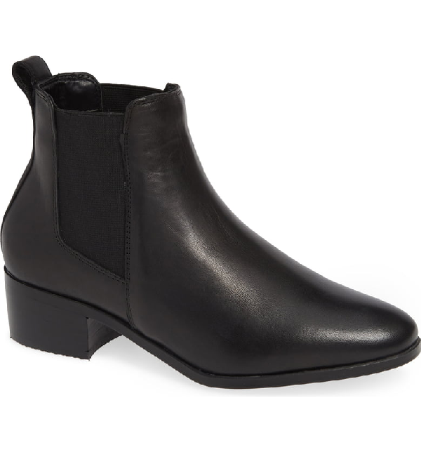 steve madden dover chelsea bootie black