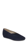 Amalfi By Rangoni Veloce Flat In Navy Suede