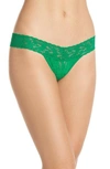 Hanky Panky Signature Lace Low Rise Thong In Garland Gr