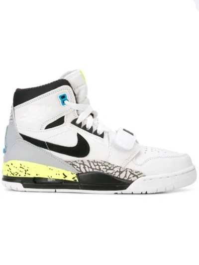 Nike Air Jordan Legacy 312 Sneakers - White In White