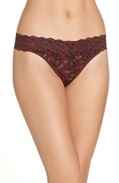 Hanky Panky Cross-dyed Signature Lace Original-rise Thong In Black/ Red