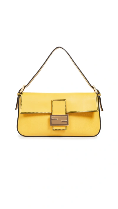 Pre-owned Fendi Baguette In Yellow