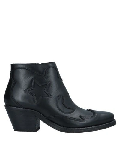 Mcq By Alexander Mcqueen Ankle Boot In Black
