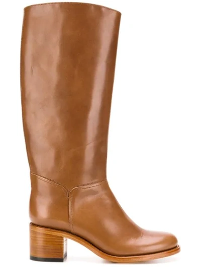 Apc Iris Leather Riding Boots In Nut