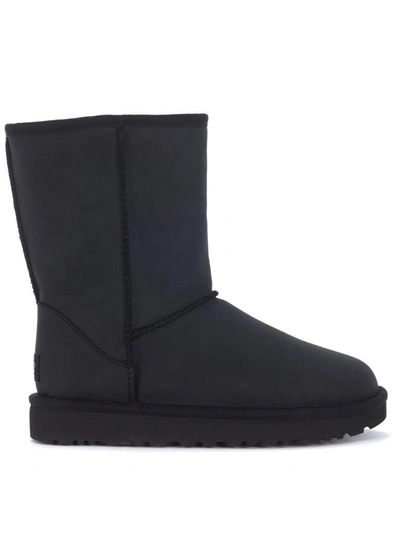 Ugg Classic Ii Short Black Leather Ankle Boots In Nero