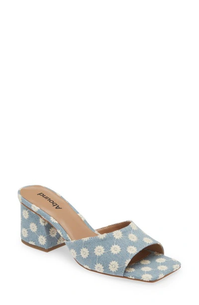 Abound Erica Clear Strap Sandal In Blue Denim Daisy