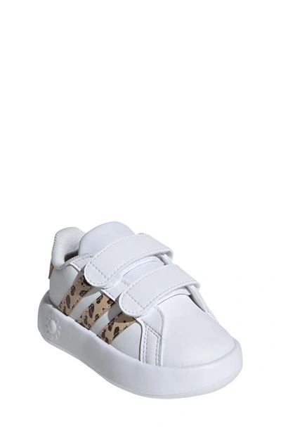 Adidas Originals Kids' Grand Court 2.0 Sneaker In White/ Magic Beige/ Matte Gold