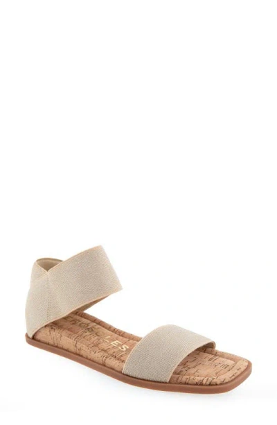 Aerosoles Bente Sandal In Soft Gold Elastic