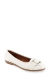 Aerosoles Bentley Ballet Flat In Eggnog Pu Leather