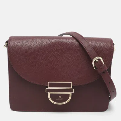 Pre-owned Aigner Burgundy Leather Shoulder Bag