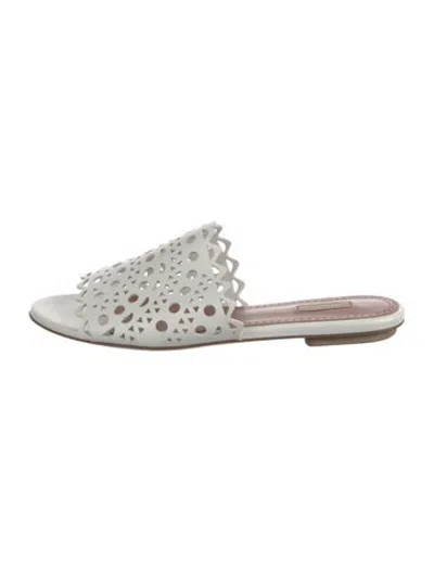 Pre-owned Alaïa Leather Lace Pattern Slides In White