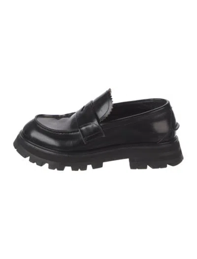Pre-owned Alexander Mcqueen Leather Loafers In Black
