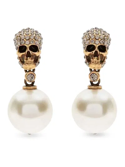 Alexander Mcqueen Pearl Skull Earrings In Metallic