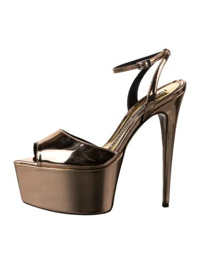 Pre-owned Alexandre Vauthier Patent Leather Pumps In Neutrals