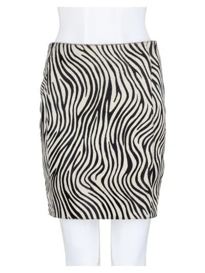 Alysi Animalier Bold Print Fitted Leather Mini Skirt In White