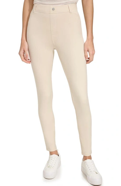 Andrew Marc Twill Pull-on Pants In Neutral