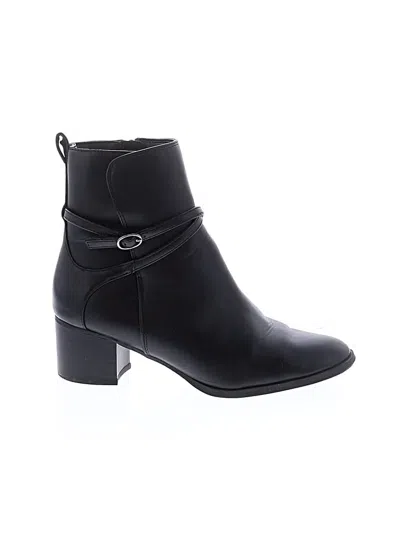 Pre-owned Anne Klein Ankle Boots In Black