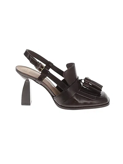 Pre-owned Antonio Melani Heels In Brown
