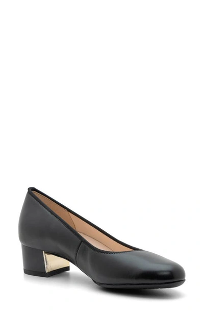 Ara Nyon Pump In Black