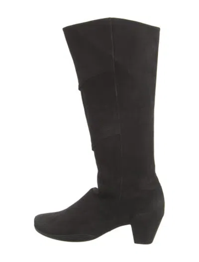 Pre-owned Arche Suede Boots In Black