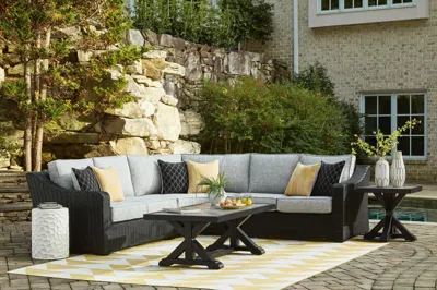 Ashley Beachcroft 3-piece Outdoor Sectional In Black/light Gray