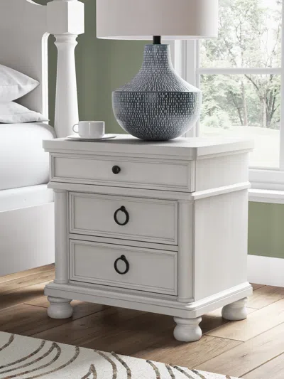 Ashley Chadworth Nightstand In Antique White