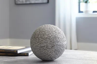 Ashley Chanlow Polyresin 6" Sculpture In Gray