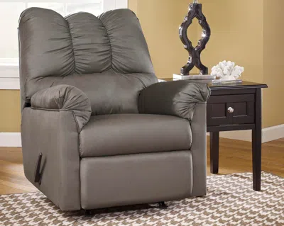 Ashley Darcy Manual Recliner In Cobblestone