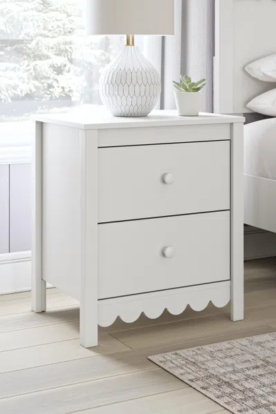 Ashley Hallityn 21" 2 Drawer Nightstand In White